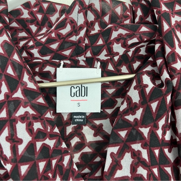 CAbi #3271 Venus Sleeveless Cowl Neck Print Top - Picture 2 of 8